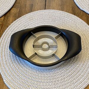 Pampered Chef Black and Silver pineapple wedger.